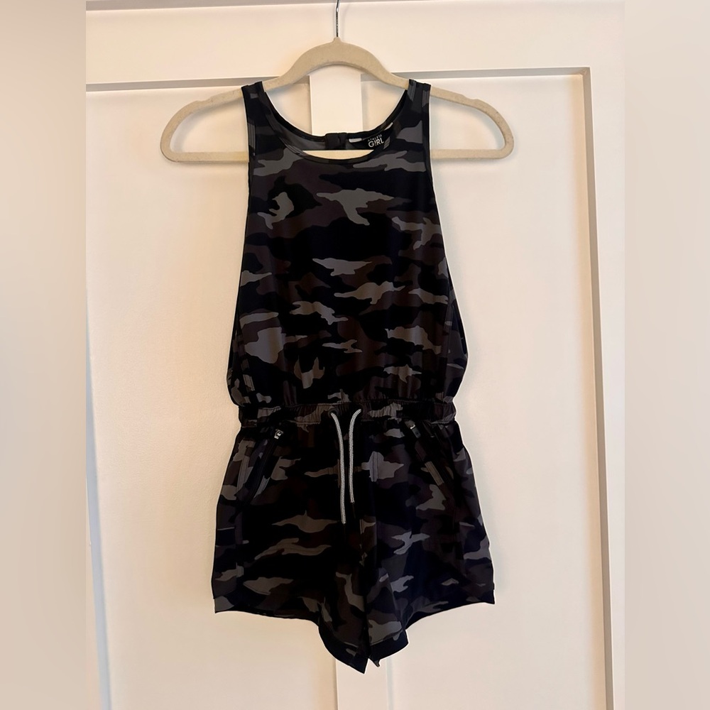 Athleta Girl Camo Romper Size girls M (8/10)